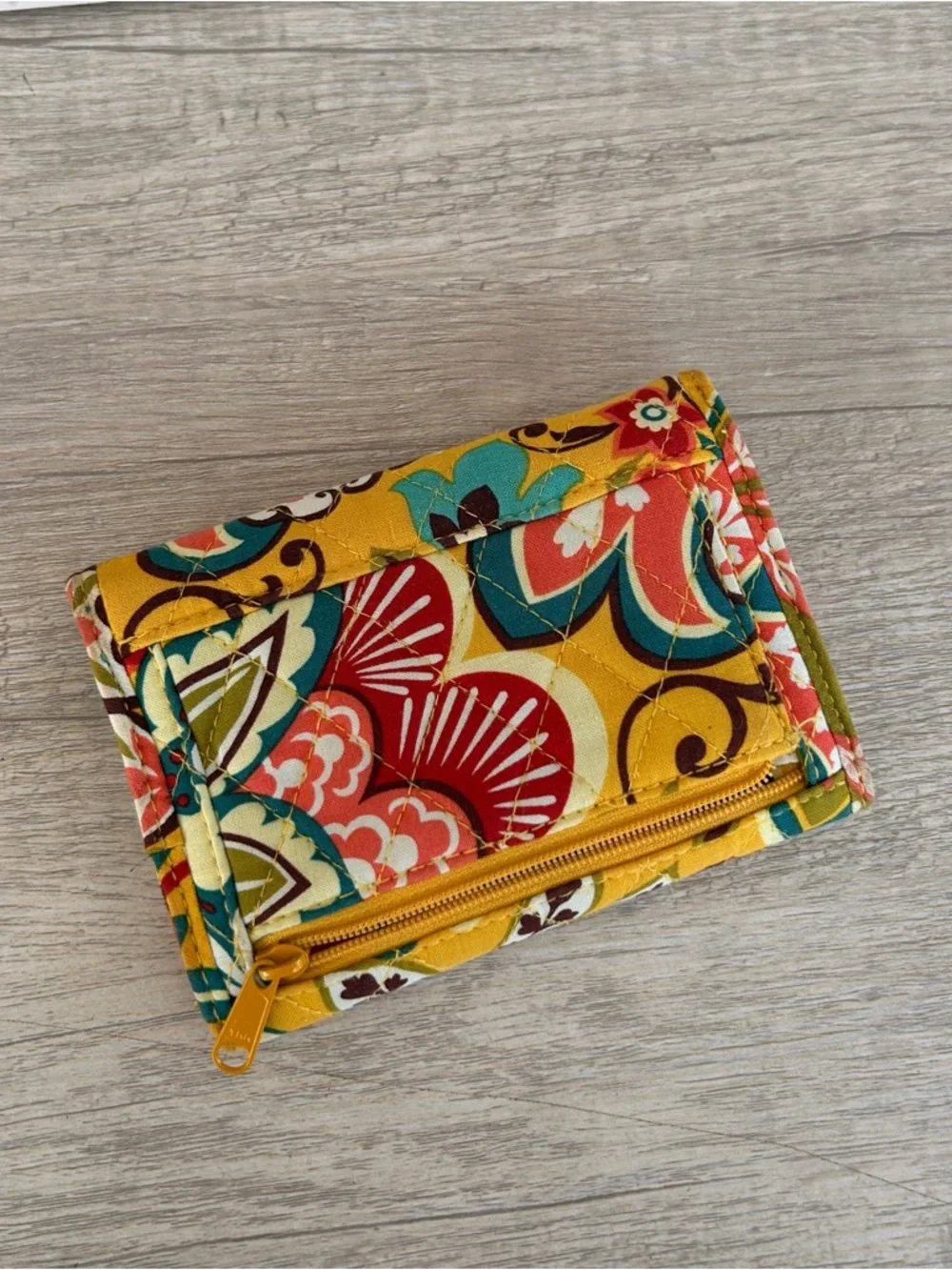 Vera Bradley Wallet Provencal Yellow Paisley Floral Wallet Spring Trifold - Picture 4 of 8